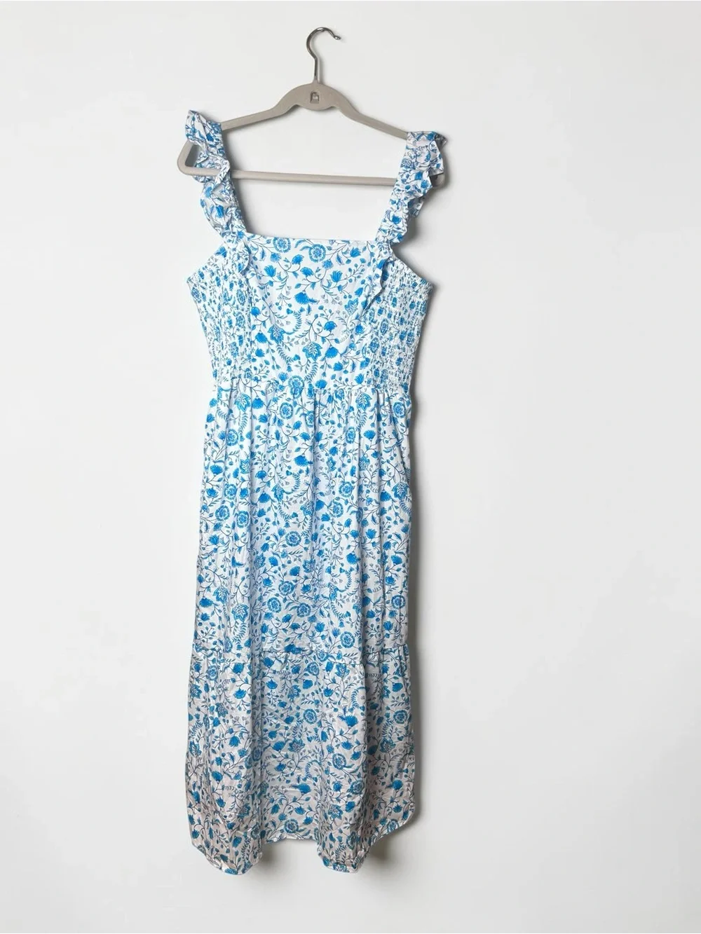 Draper James Blue Floral Cotton Maxi Dress Size L Smocked Bust Pockets Coastal - Picture 5 of 12